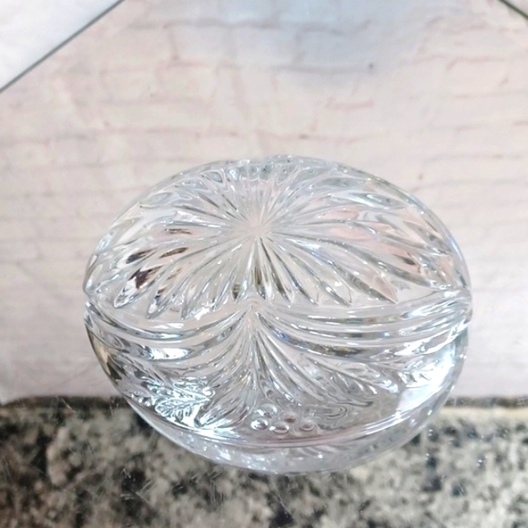 Mikasa Crystal Fancy  Bowl 6 Inch - Picture 5 of 5